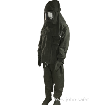 High performance fire protection thermal insulation clothing